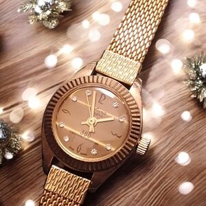 Bolivia Electra 360 Gold Tone Womens Manual Wind Vintage Watch Metal Band Works